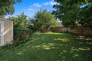  Photo 33