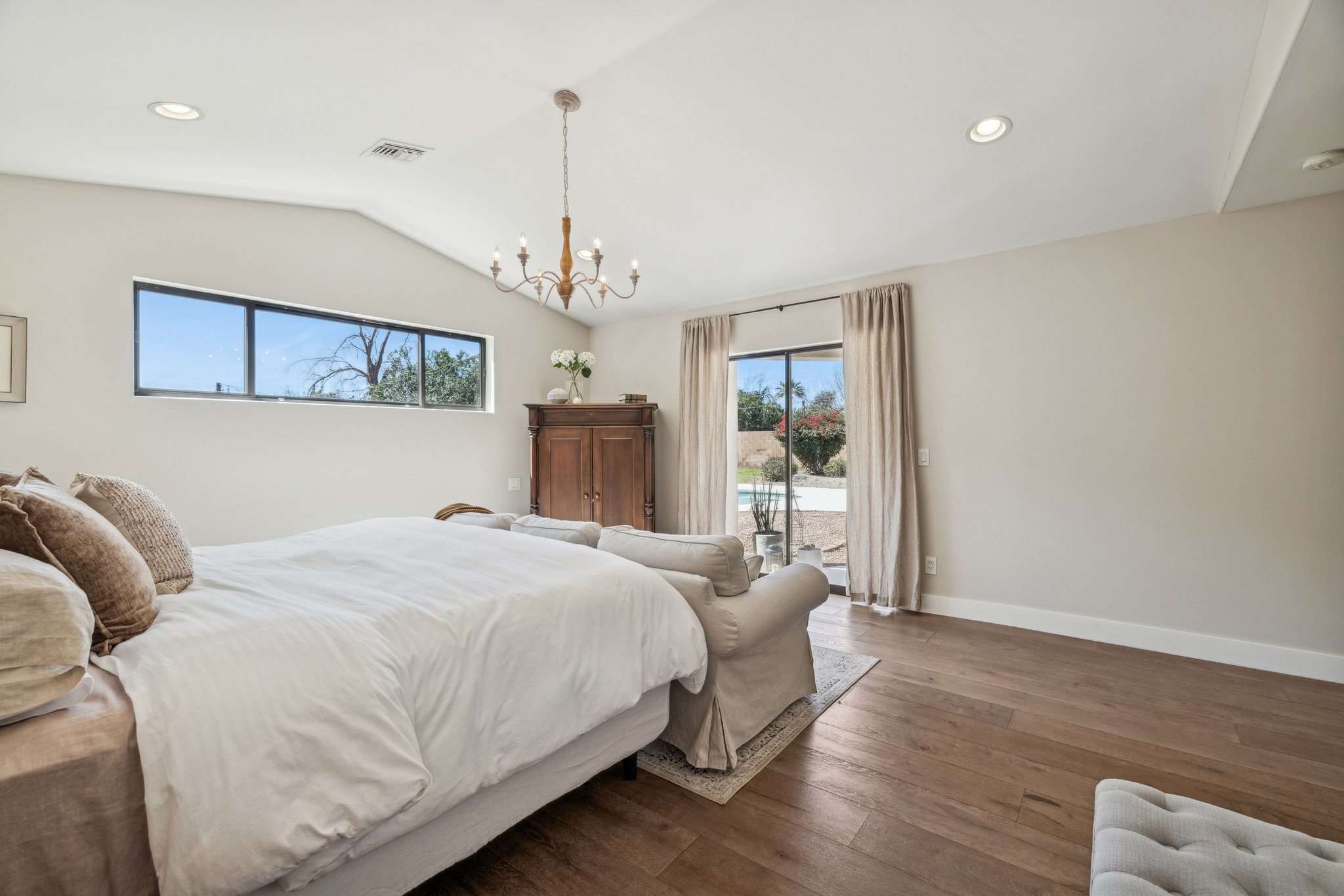 5621 E Voltaire Ave - 040.jpg