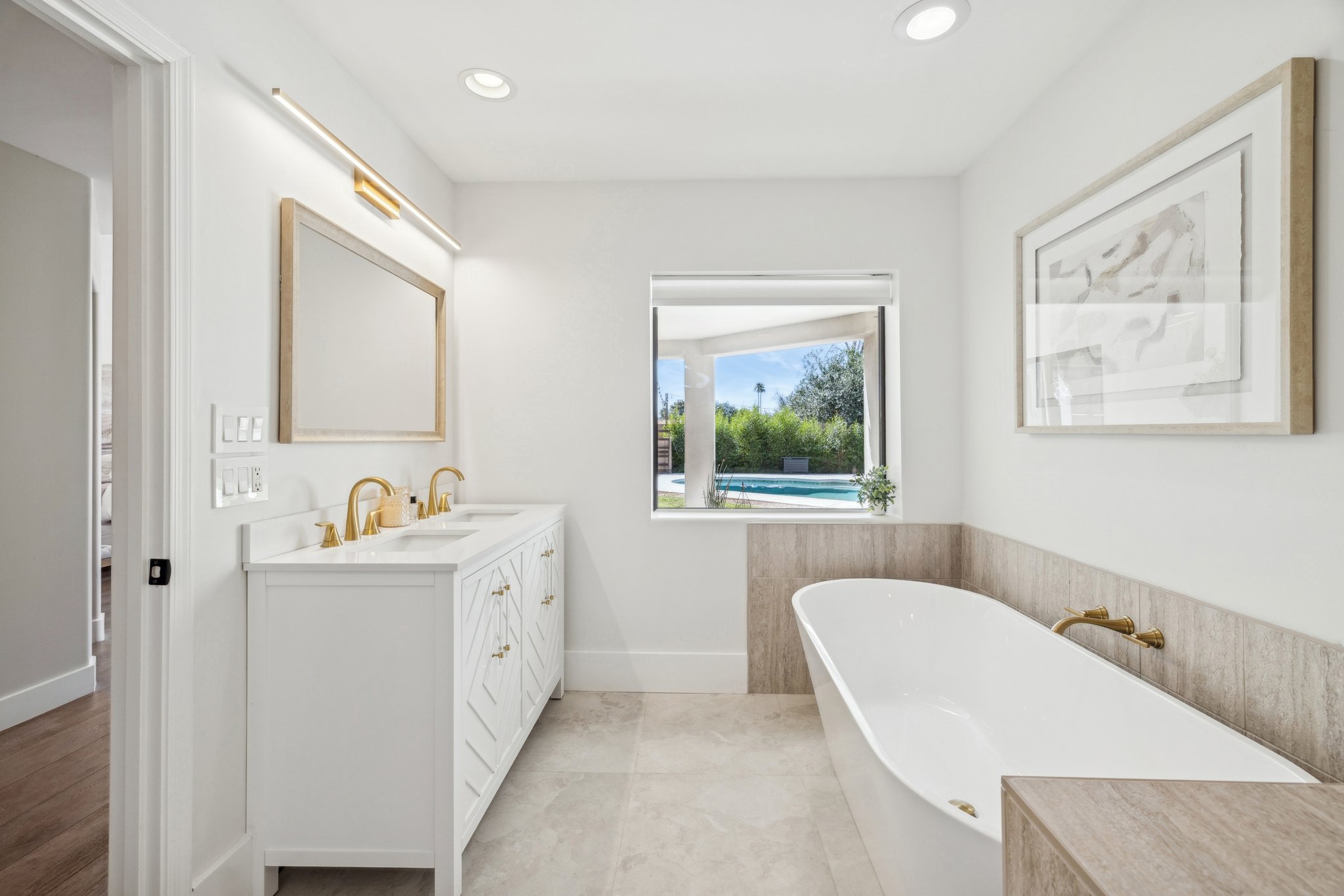 5621 E Voltaire Ave - 044.jpg