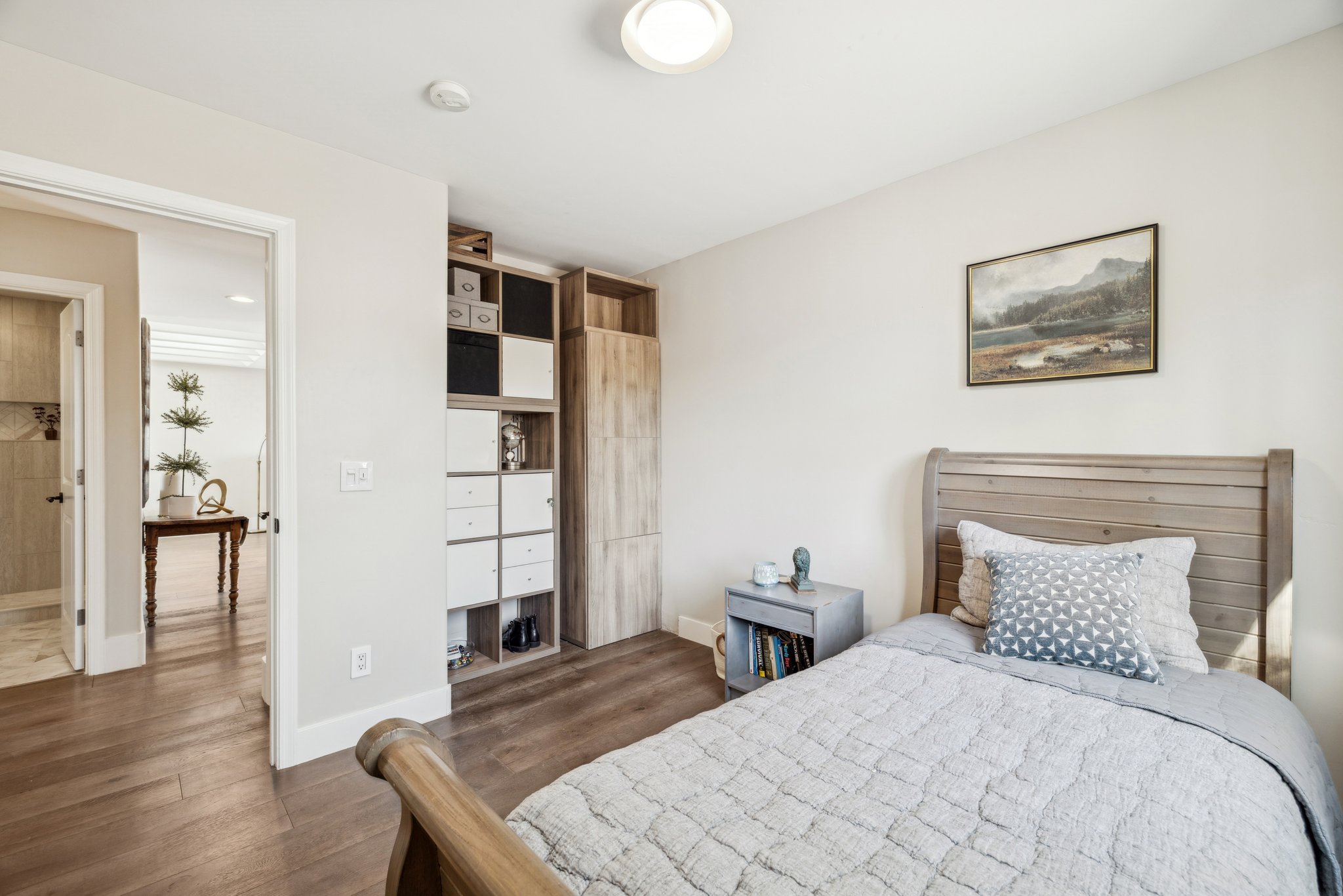 5621 E Voltaire Ave - 056.jpg