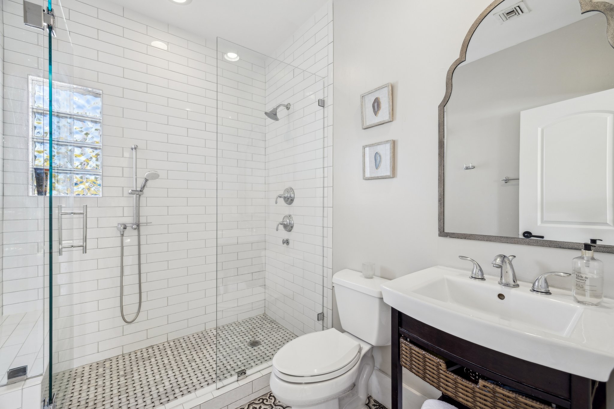 5621 E Voltaire Ave - 062.jpg