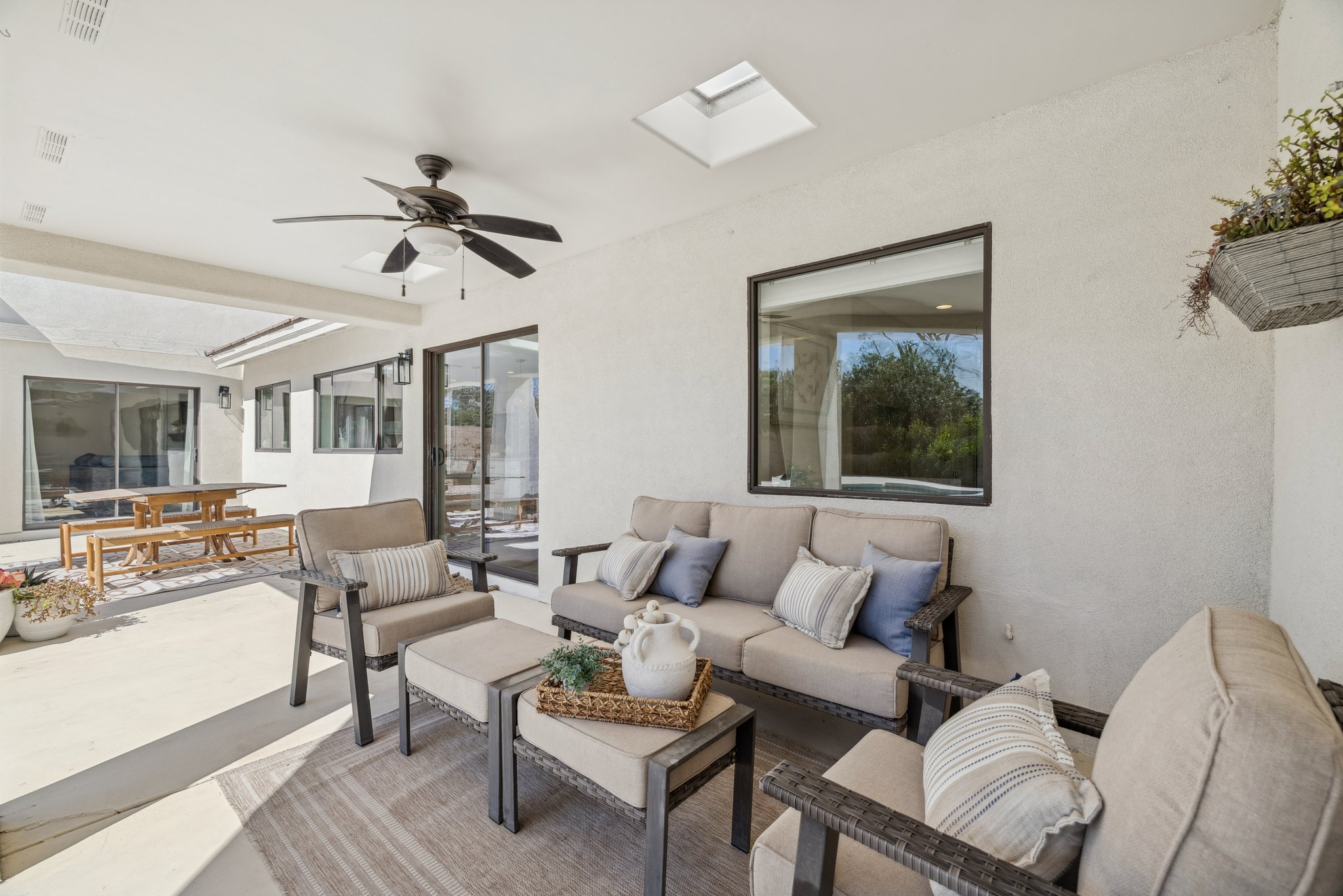 5621 E Voltaire Ave - 067.jpg