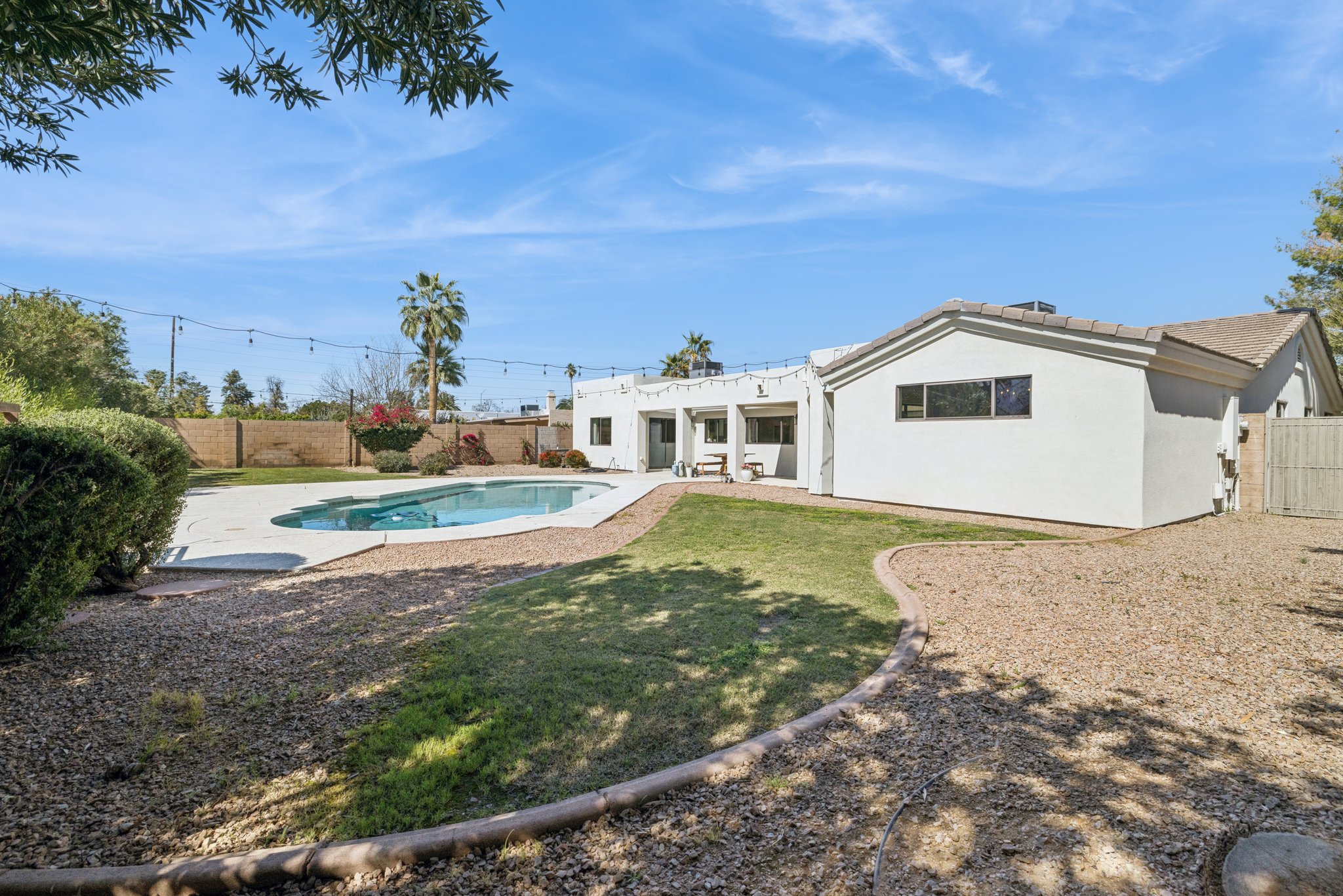 5621 E Voltaire Ave - 073.jpg