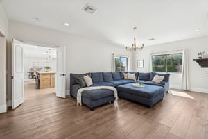 5621 E Voltaire Ave - 012.jpg