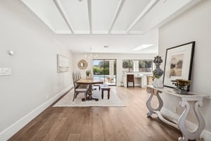 5621 E Voltaire Ave - 015.jpg