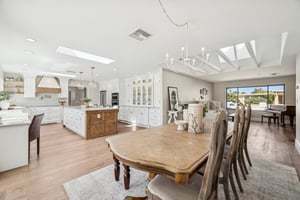 5621 E Voltaire Ave - 017.jpg