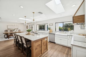 5621 E Voltaire Ave - 022.jpg