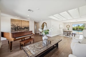 5621 E Voltaire Ave - 033.jpg