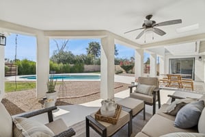 5621 E Voltaire Ave - 066.jpg