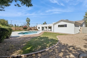 5621 E Voltaire Ave - 073.jpg