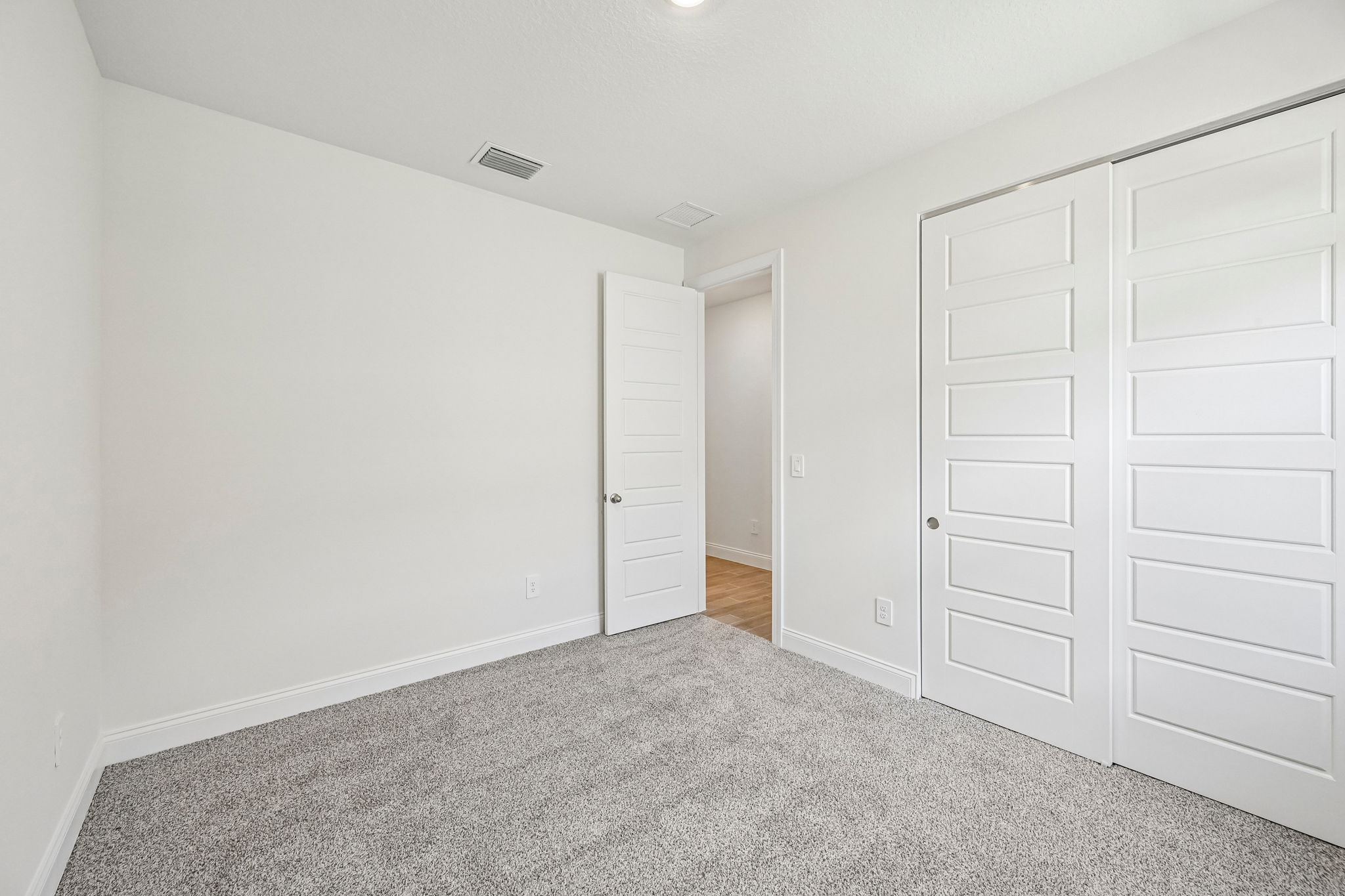 Miami - Hampton Park - 5621 Hampton Park Cir Vero Beach FL 32966 -029