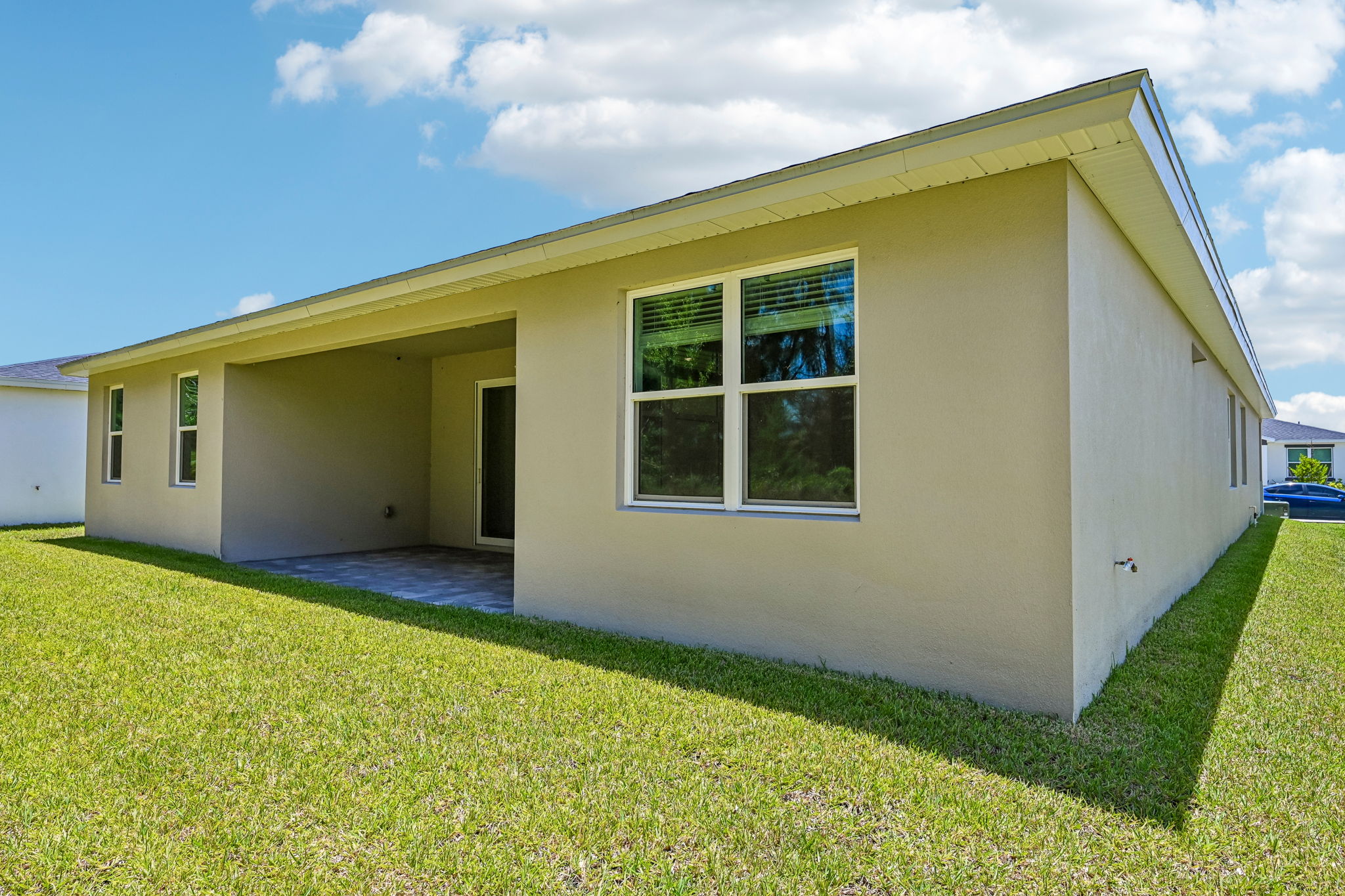 Miami - Hampton Park - 5621 Hampton Park Cir Vero Beach FL 32966 -034