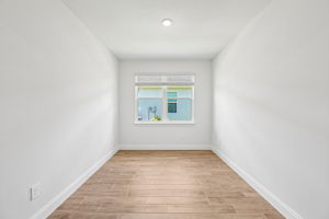 Miami - Hampton Park - 5621 Hampton Park Cir Vero Beach FL 32966 -024