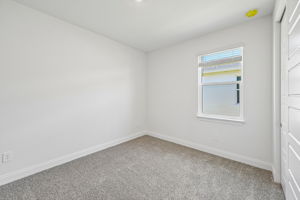 Miami - Hampton Park - 5621 Hampton Park Cir Vero Beach FL 32966 -030