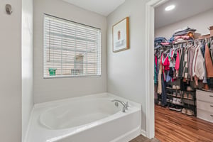 Ralfe Rd-S1507-037.jpg