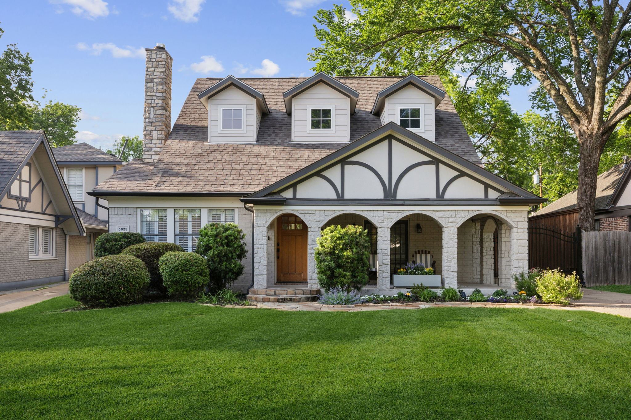 5623Ridgedale_001