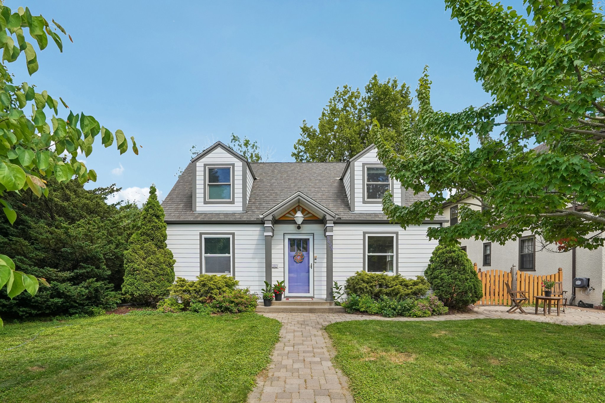 13th Ave-S2306-002.jpg