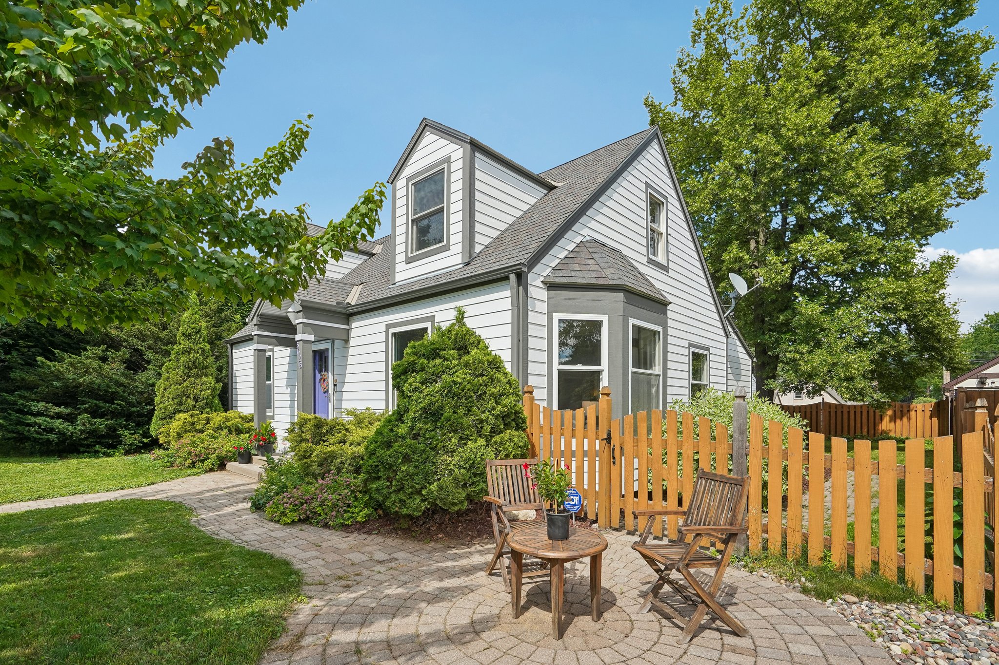 13th Ave-S2306-004.jpg