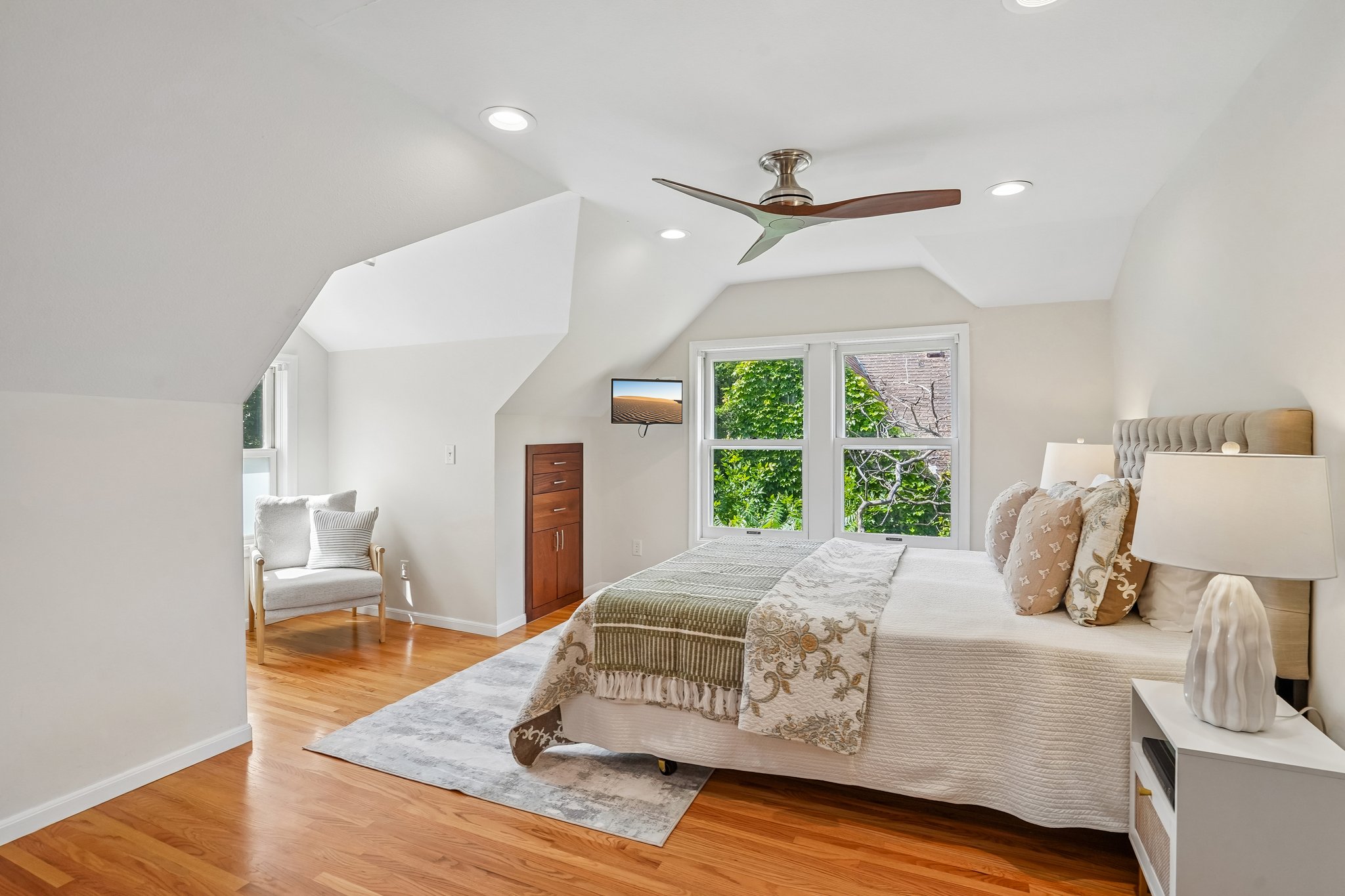 13th Ave-S2306-045.jpg