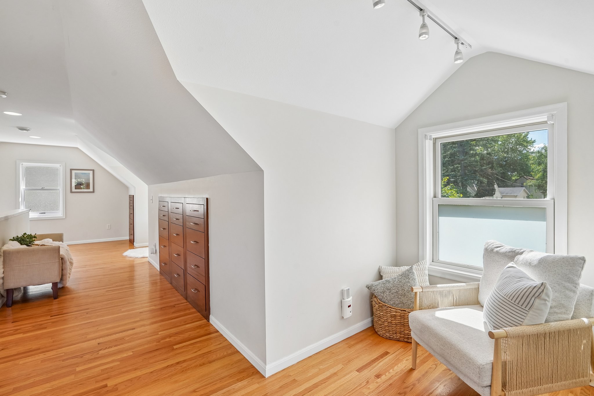 13th Ave-S2306-049.jpg