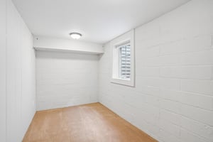 13th Ave-S2306-030.jpg