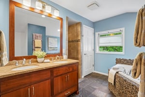 13th Ave-S2306-051.jpg