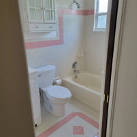 Guest Apartment Bathroom