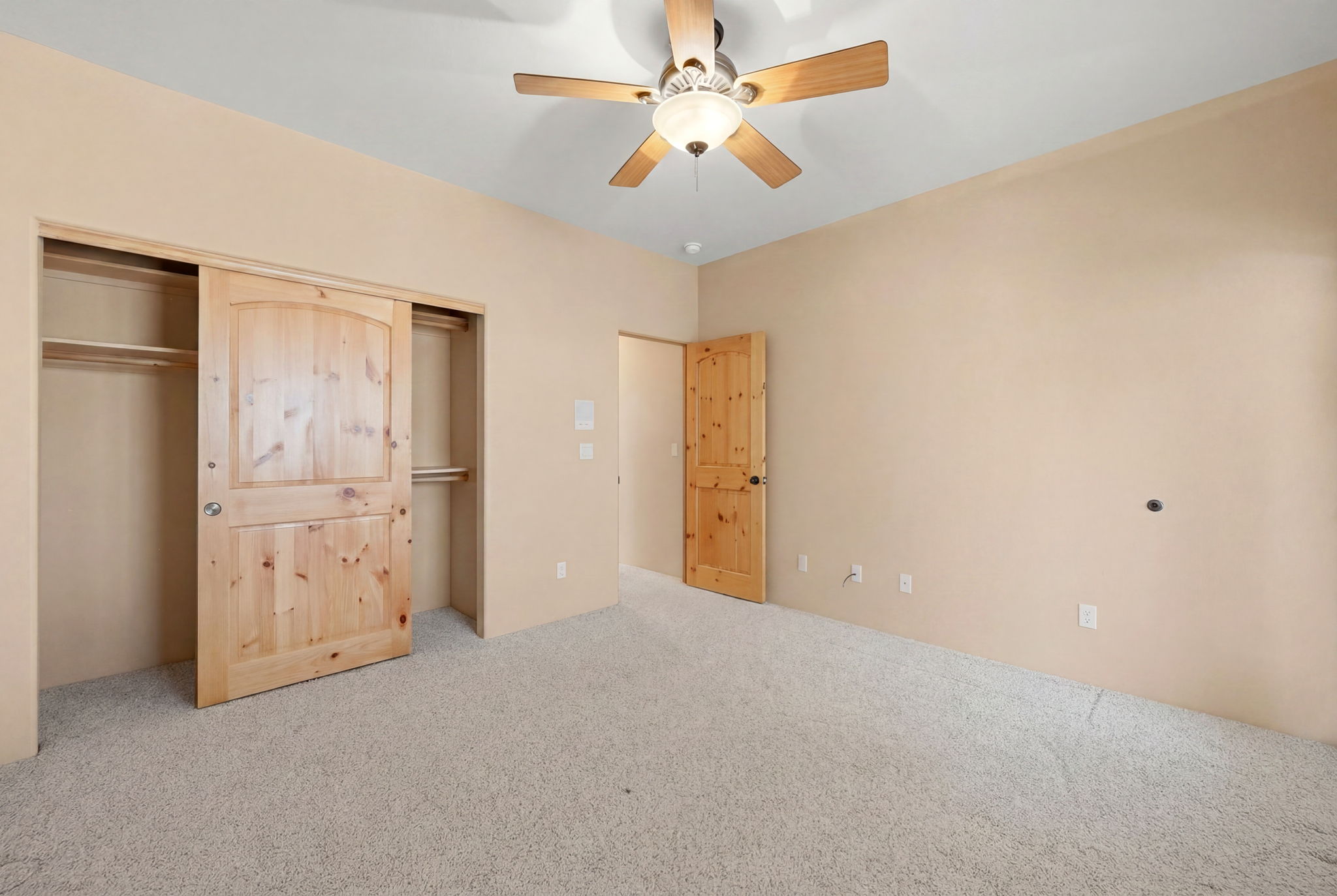 Bedroom 2 (2)