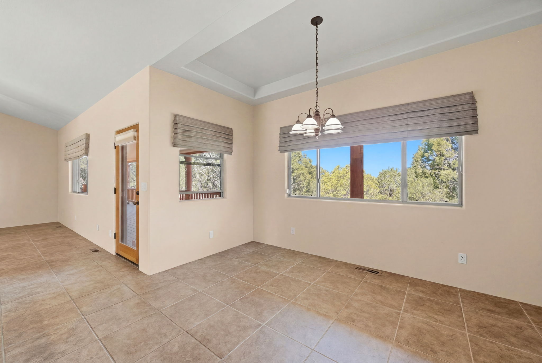 Breakfast Nook (4)
