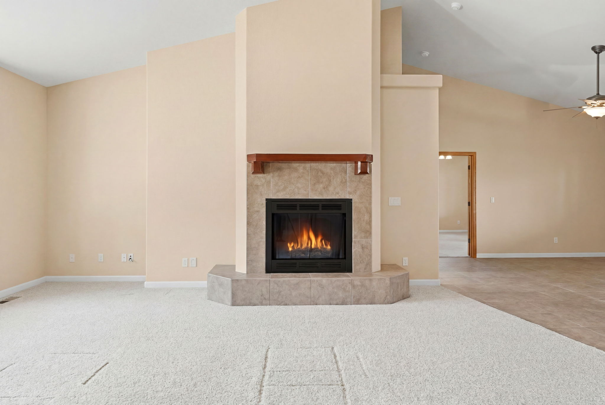 Living Room (5)
