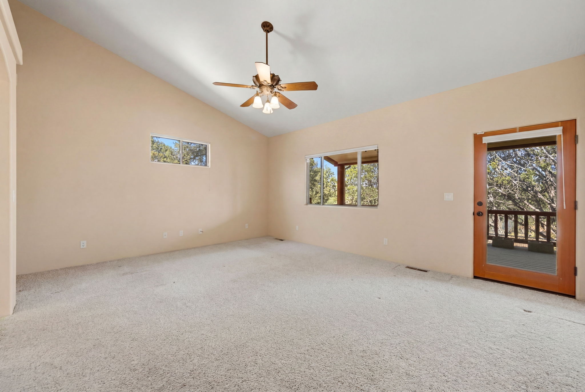 Primary Bedroom (2)