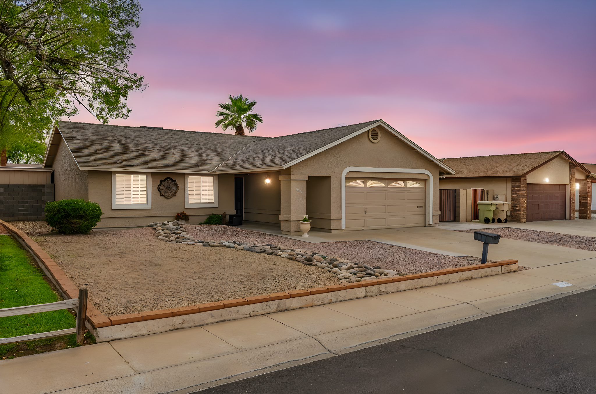 5625 W Sunnyside Dr-302 day to dusk.jpeg