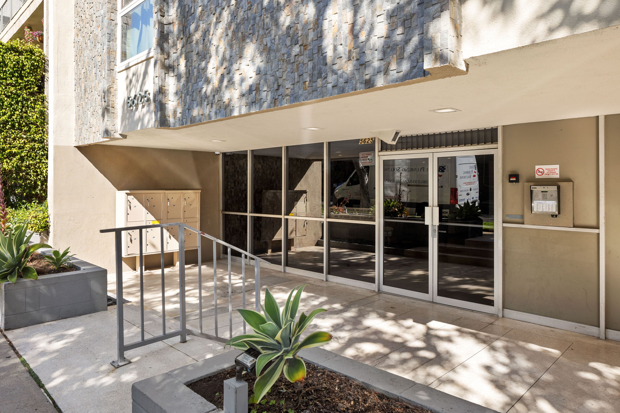 5625 Windsor Way UNIT 211-3