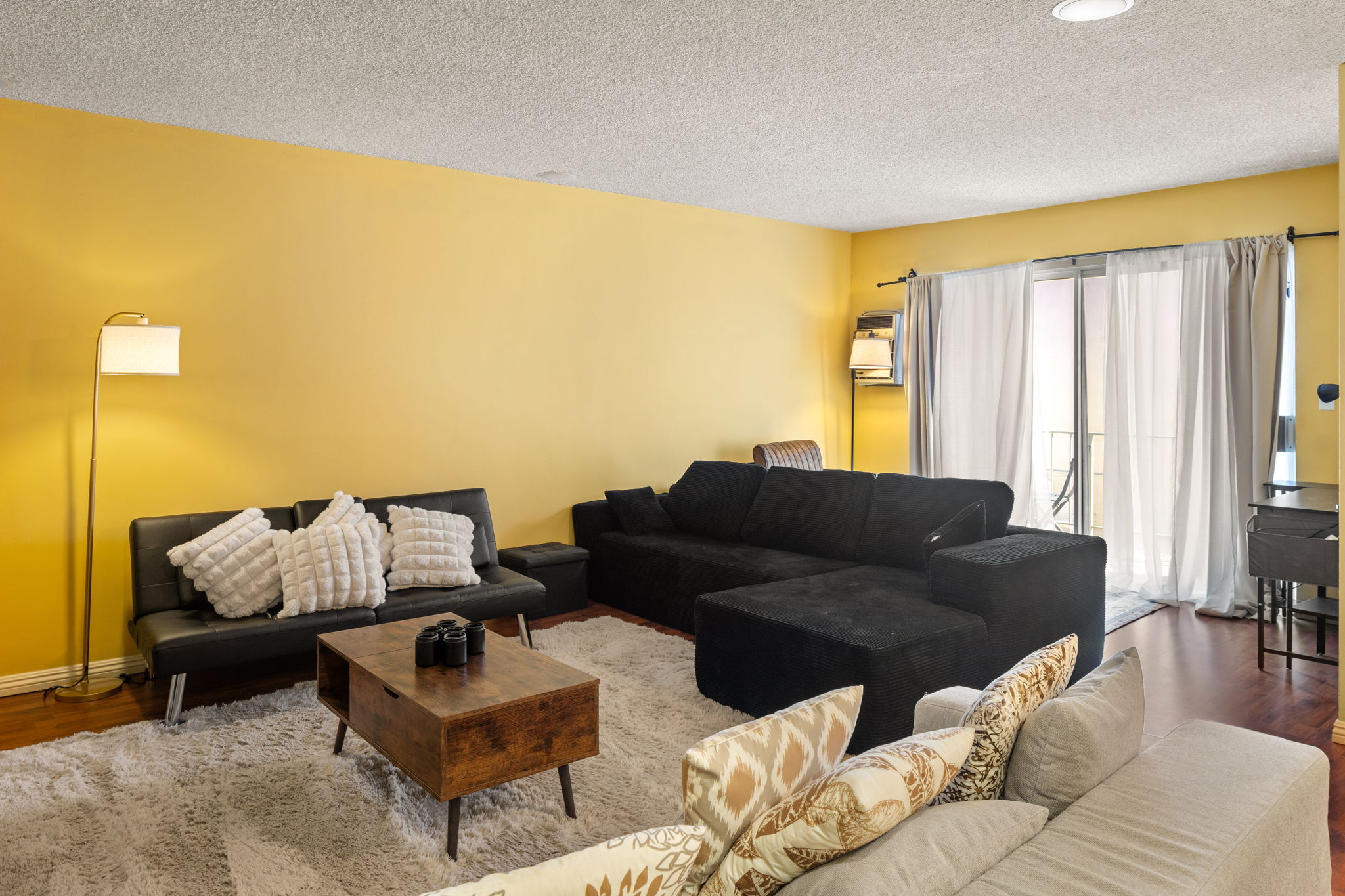 5625 Windsor Way UNIT 211-5