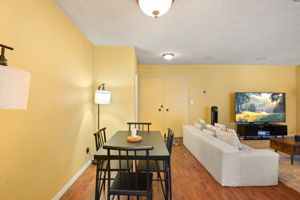 5625 Windsor Way UNIT 211-19