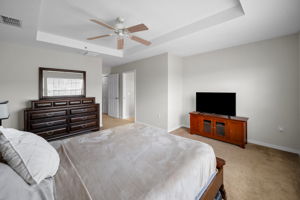 Upper Level Primary Bedroom1b