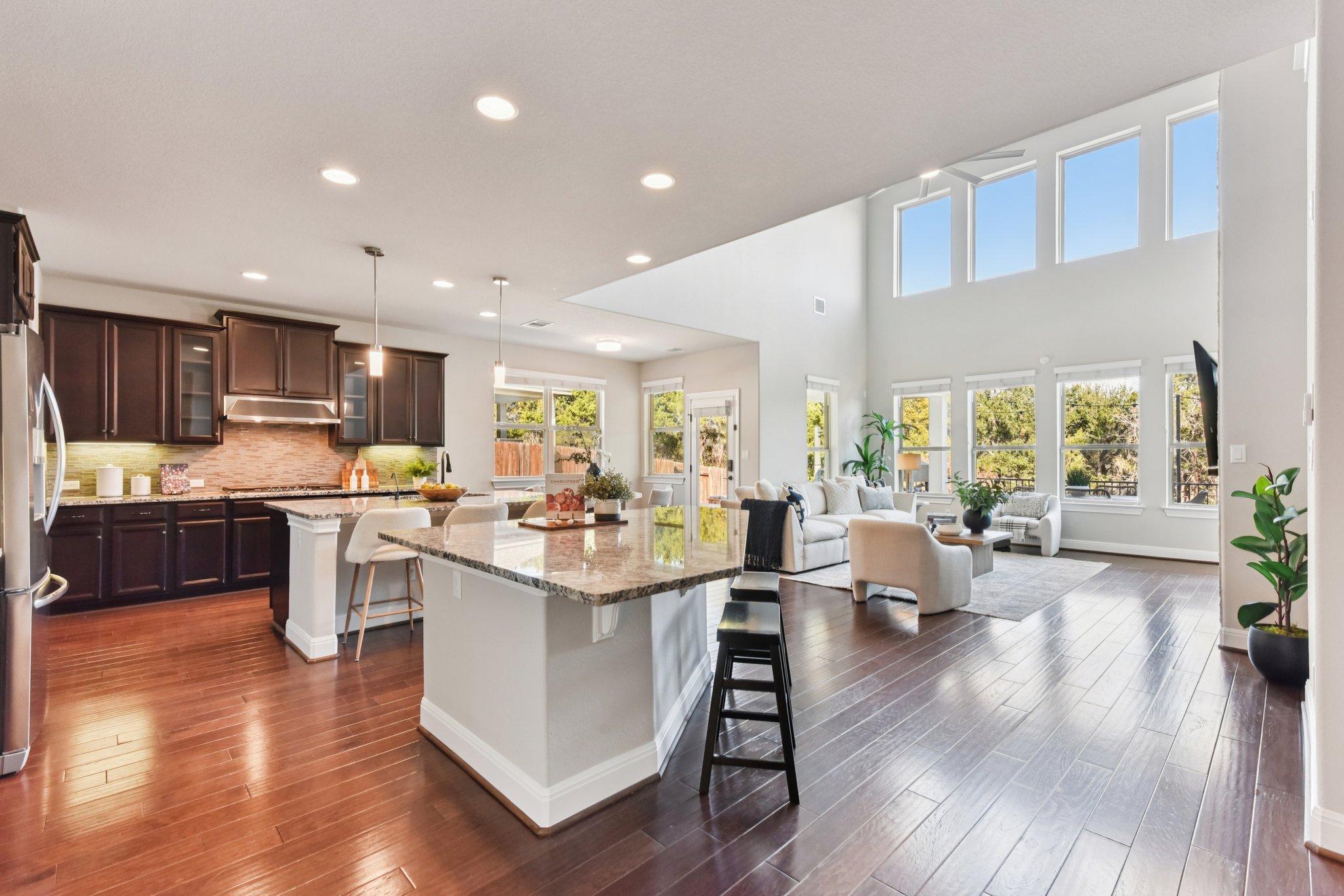 Siragusa Dr-S0301-014.jpg