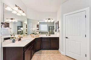 Siragusa Dr-S0301-033.jpg