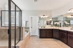 Siragusa Dr-S0301-034.jpg