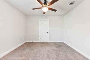 Siragusa Dr-S0301-052.jpg