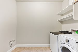 Siragusa Dr-S0301-054.jpg