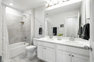  Photo 46