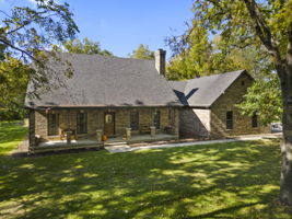  Photo 46