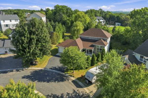  Photo 0