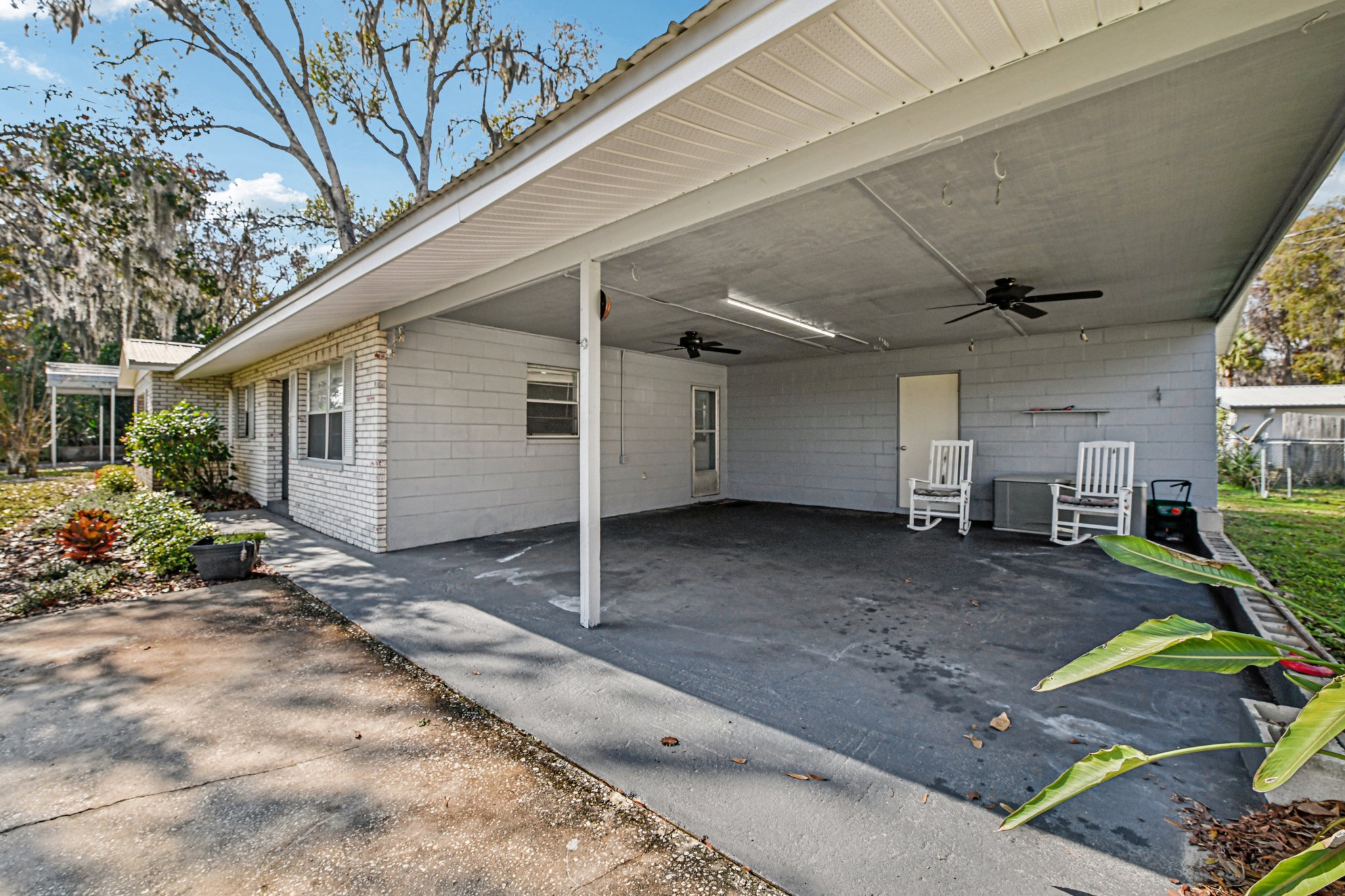 Redbud Rd-S0801-009.jpg