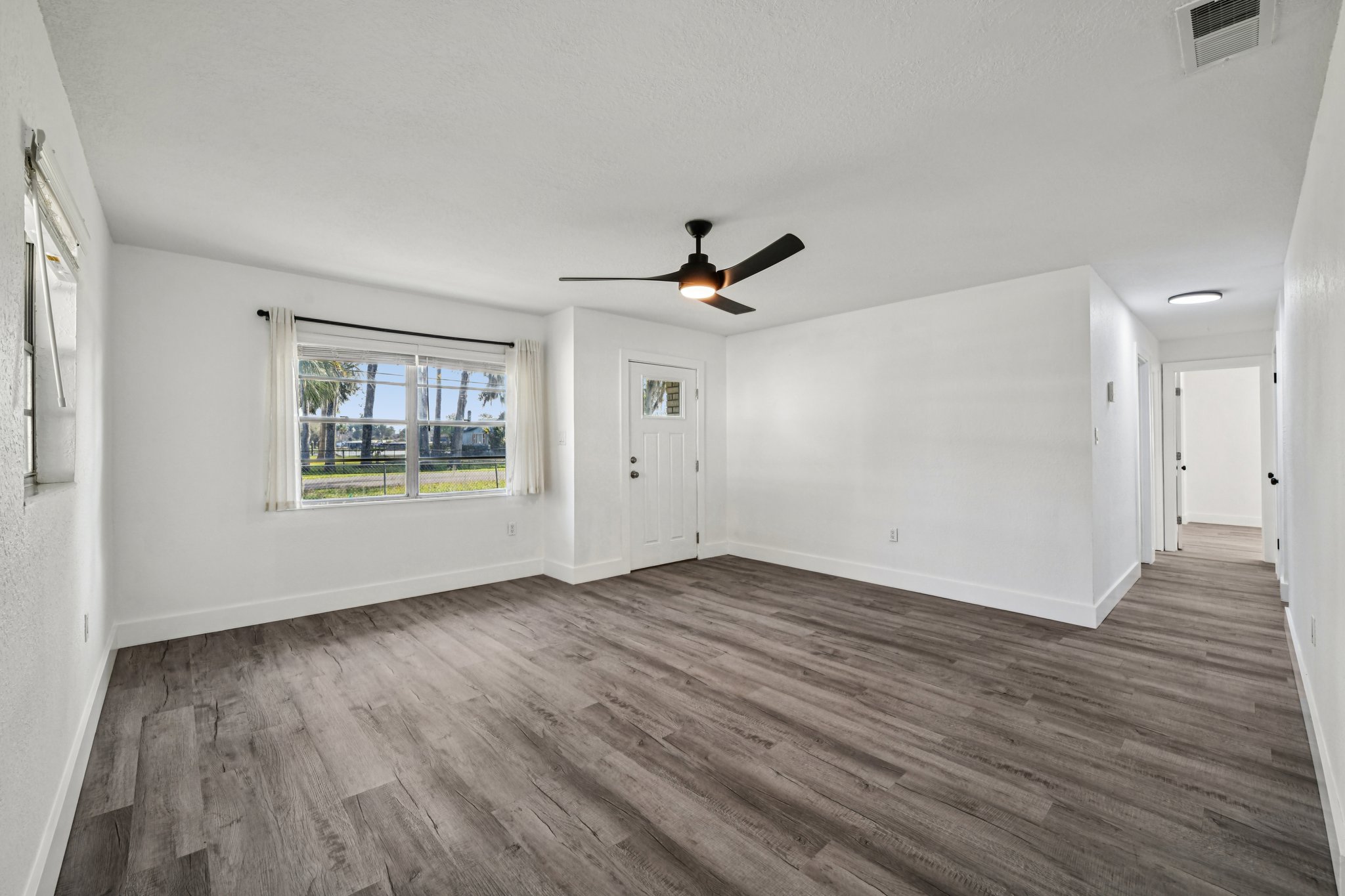 Redbud Rd-S0801-011.jpg