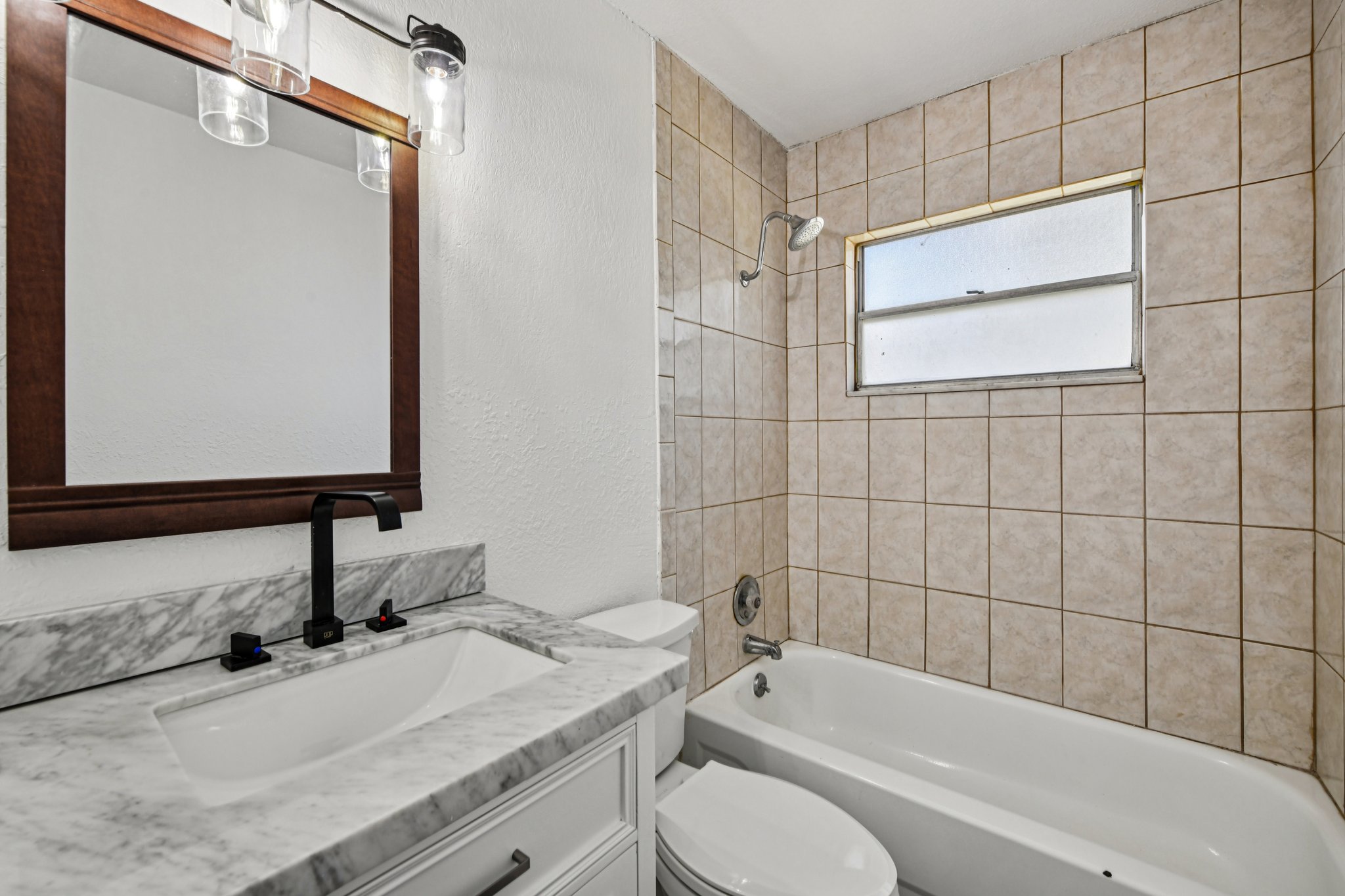 Redbud Rd-S0801-020.jpg