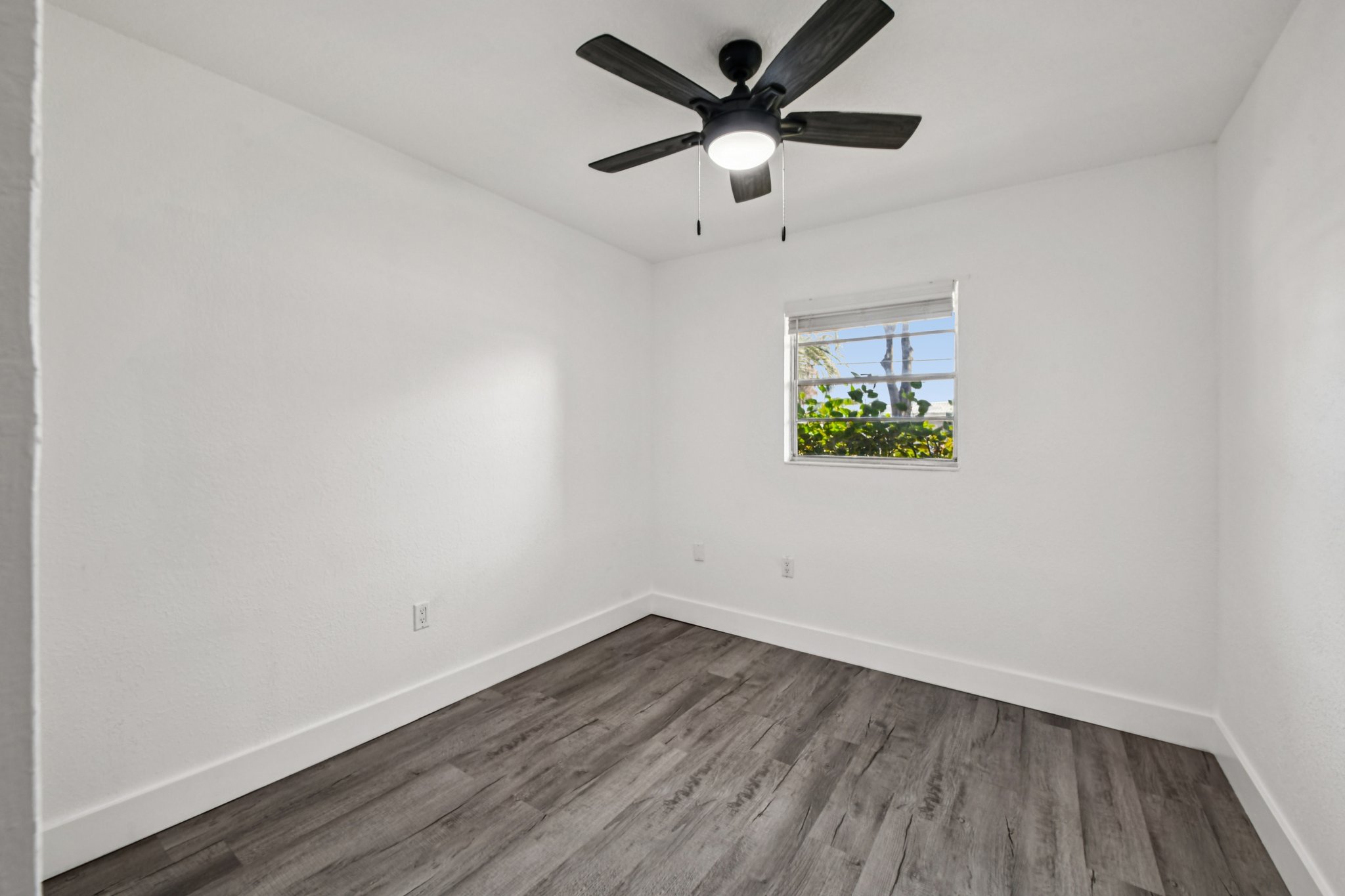 Redbud Rd-S0801-021.jpg