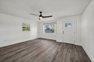 Redbud Rd-S0801-010.jpg