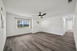 Redbud Rd-S0801-011.jpg